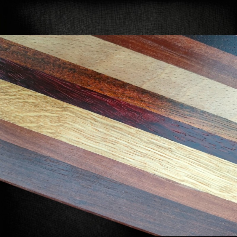 Planche a découper ou de présentation PL2409